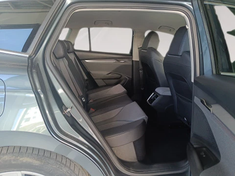 Skoda Enyaq IV 60 132 kW (180 CV) 60 kWh (58 kwh net