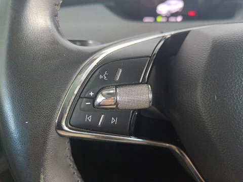 Skoda Enyaq IV 60 132 kW (180 CV) 60 kWh (58 kwh net