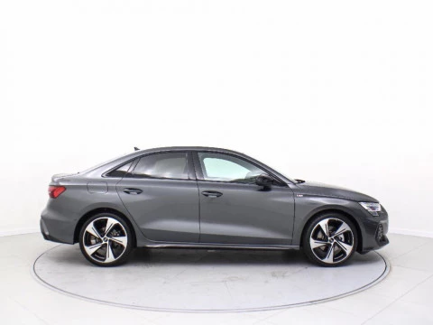 Audi A3 2.0 35 TDI S TRONIC BLACK LINE 150 4P