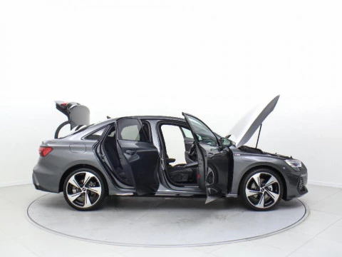 Audi A3 2.0 35 TDI S TRONIC BLACK LINE 150 4P