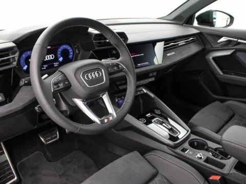 Audi A3 2.0 35 TDI S TRONIC BLACK LINE 150 4P