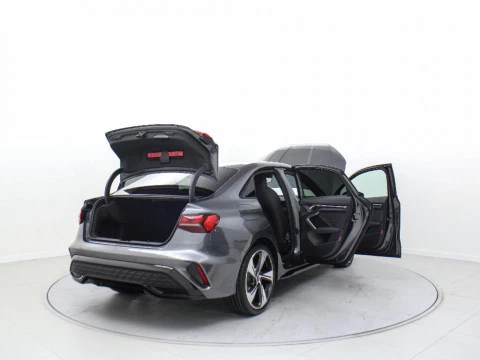 Audi A3 2.0 35 TDI S TRONIC BLACK LINE 150 4P