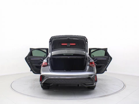 Audi A3 2.0 35 TDI S TRONIC BLACK LINE 150 4P