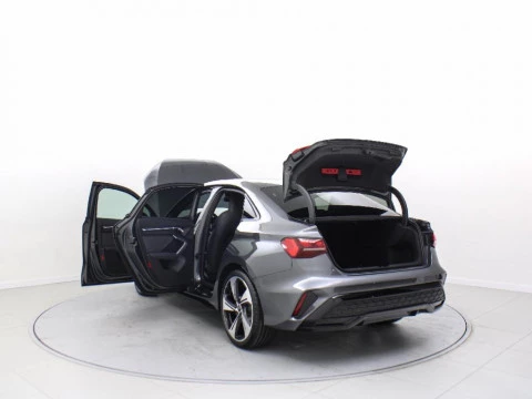 Audi A3 2.0 35 TDI S TRONIC BLACK LINE 150 4P