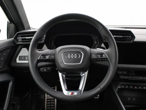 Audi A3 2.0 35 TDI S TRONIC BLACK LINE 150 4P