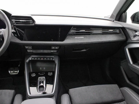 Audi A3 2.0 35 TDI S TRONIC BLACK LINE 150 4P