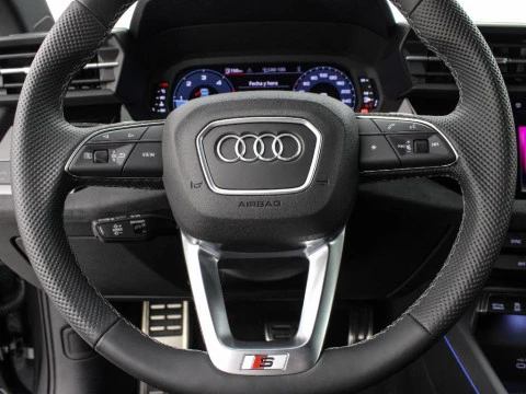 Audi A3 2.0 35 TDI S TRONIC BLACK LINE 150 4P