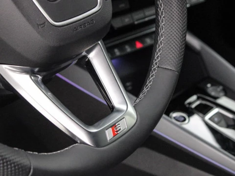 Audi A3 2.0 35 TDI S TRONIC BLACK LINE 150 4P