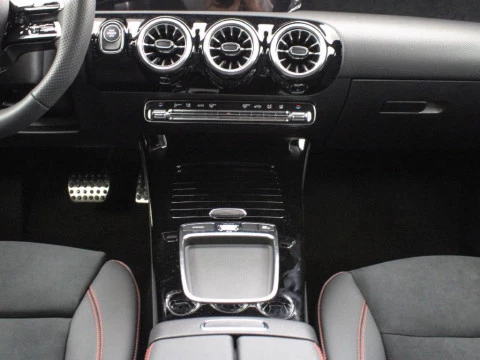 Mercedes-Benz Clase A A 250 e Sedan