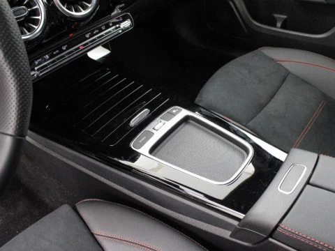 Mercedes-Benz Clase A A 250 e Sedan