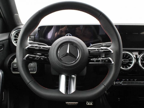 Mercedes-Benz Clase A A 250 e Sedan