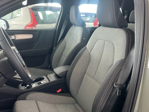 Volvo XC40 XC40 Core, B3 Mild Hybrid, Gasolina