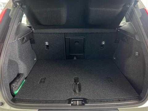 Volvo XC40 XC40 Core, B3 Mild Hybrid, Gasolina