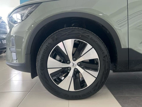 Volvo XC40 XC40 Core, B3 Mild Hybrid, Gasolina
