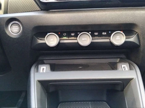 Citroën C4 Hybrid 145 Business Edition e-DCS6 107 kW (145 CV)