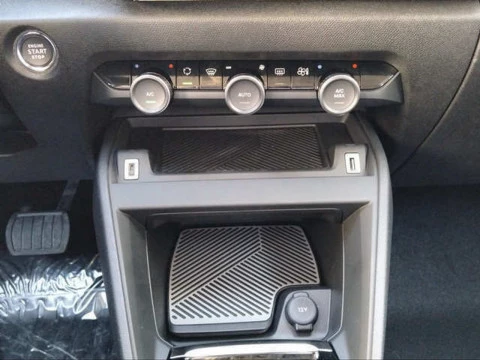 Citroën C4 Hybrid 145 Business Edition e-DCS6 107 kW (145 CV)