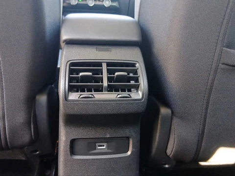 Citroën C4 Hybrid 145 Business Edition e-DCS6 107 kW (145 CV)