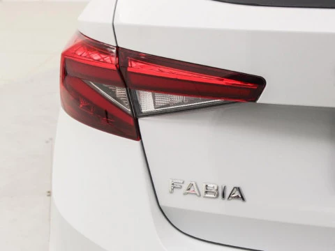 Skoda Octavia 1.0 TSI 85KW DSG PLUS 115 5P