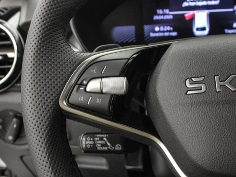 Skoda Octavia 1.0 TSI 85KW DSG PLUS 115 5P