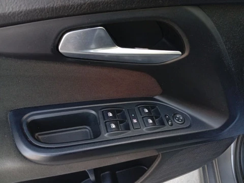 Fiat Tipo 5P 1.4 Fire 70kW (95CV) Lounge