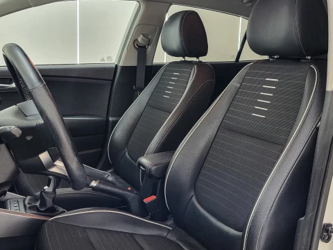 Kia Rio 1.0 T-GDi 88kW (120CV) Drive