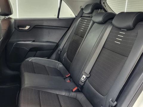 Kia Rio 1.0 T-GDi 88kW (120CV) Drive