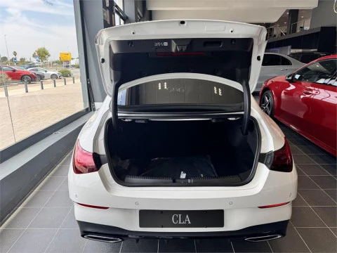 Mercedes-Benz CLA 200 D DCT