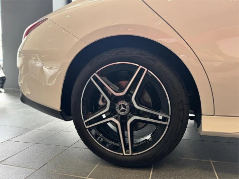 Mercedes-Benz CLA 200 D DCT