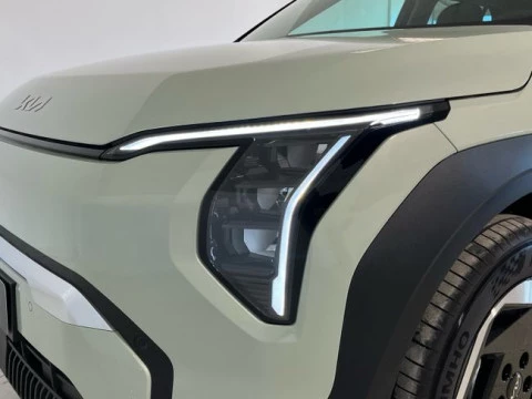 Kia EV3 Earth Standard Range