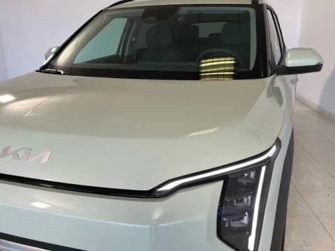 Kia EV3 Earth Standard Range