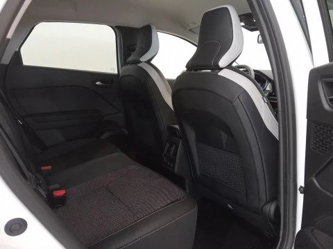 Renault Captur  E-TECH Hibrido Techno Fast Track 105kW