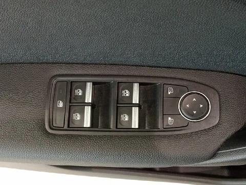 Renault Captur  E-TECH Hibrido Techno Fast Track 105kW