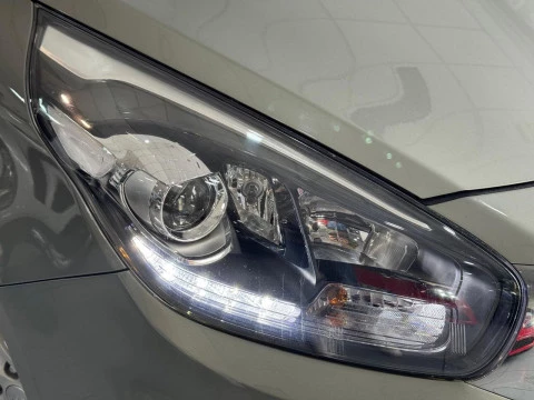 Kia Carens 1.6 GDI DRIVE 135