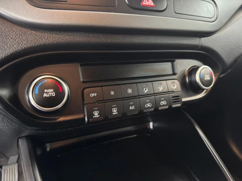 Kia Carens 1.6 GDI DRIVE 135