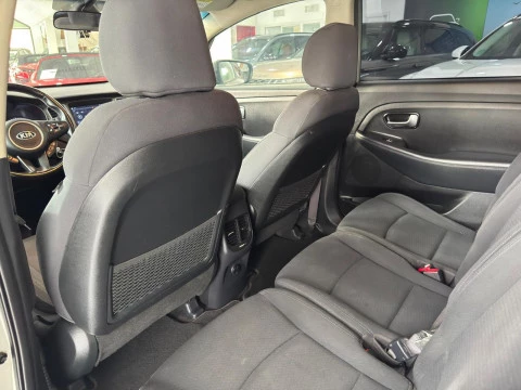 Kia Carens 1.6 GDI DRIVE 135