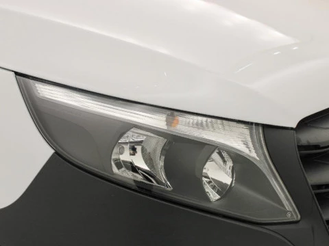 Mercedes-Benz Vito 2.0CDI 100KW 114CDI SWB MIXTO PRO L 136 4P