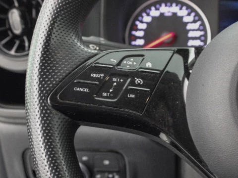 Mercedes-Benz Vito 2.0CDI 100KW 114CDI SWB MIXTO PRO L 136 4P