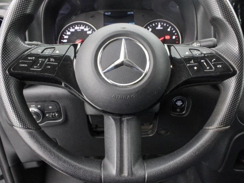 Mercedes-Benz Vito 2.0CDI 100KW 114CDI SWB MIXTO PRO L 136 4P