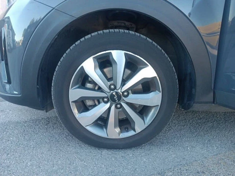 Kia Stonic 1.0 T-GDi 74kW (100CV) MHEV iMT Drive
