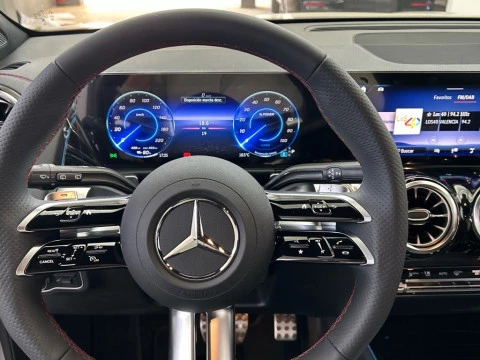 Mercedes-Benz EQB 250+ AMG Night EDITION