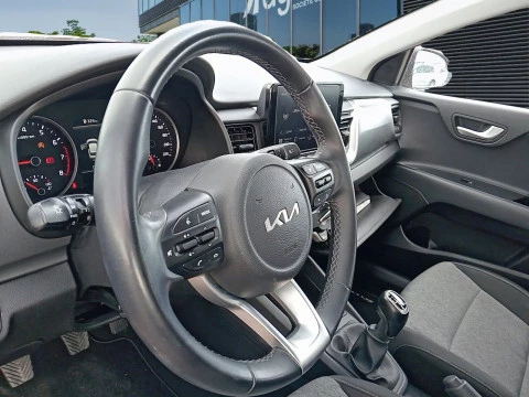 Kia Stonic 1.0 T-GDi 74kW (100CV) MHEV MT Concept