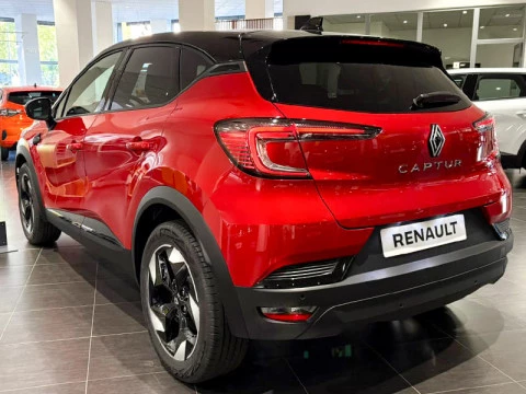 Renault Captur techno Eco-G 100cv (74 kW)