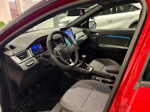 Renault Captur techno Eco-G 100cv (74 kW)