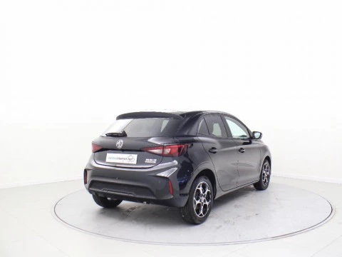 MG3 1.5 HEV LUXURY MY25.5 195 5P