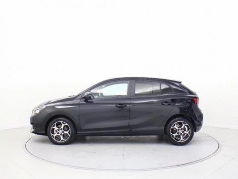 MG3 1.5 HEV LUXURY MY25.5 195 5P