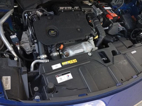 Peugeot 3008 1.5 BlueHDi 96kW (130CV) S&S Allure EAT8