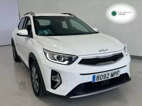 Kia Stonic 1.0 T-GDi 74kW (100CV) MHEV MT Drive Kia Stonic 1.0 T-GDi 74kW (100CV) MHEV MT Drive