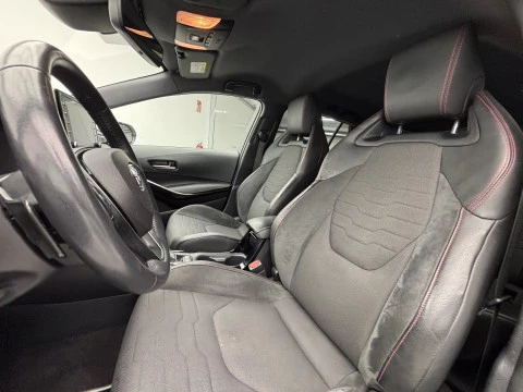 Toyota Corolla 2.0 180H ADVANCE 17