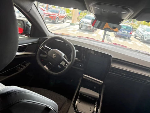 Renault Austral Techno E-Tech Full Hybrid 147kW (200CV) Renault Austral Techno E-Tech Full Hybrid 147kW (200CV)