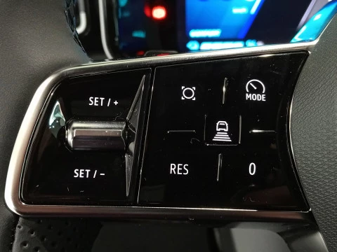 Renault 4 E-Tech Renault  Iconiq autonomia confort 110kW